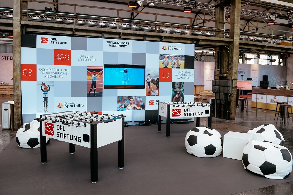 Weitspringerin Lea-Jasmin Riecke ist Juniorsportlerin des Jahres