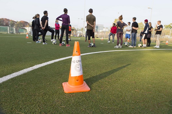 “Sportlich Sprache lernen” – ein innovatives Fortbildungskonzept