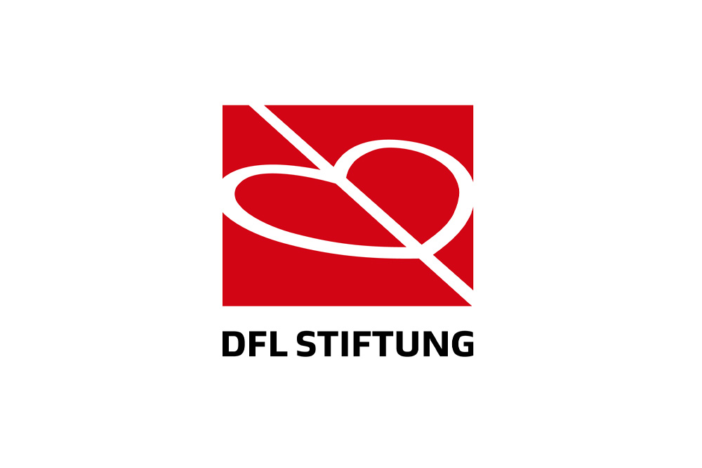 Logo der DFL Stiftung, ein rotes Quadrat mit einem weißen Herz darin und dem Schriftzug "DFL STIFTUNG" darunter.