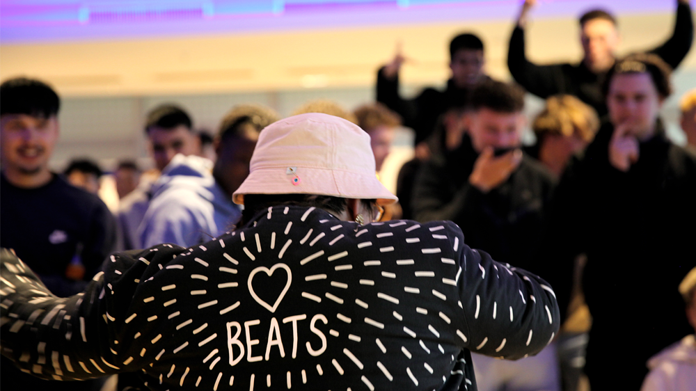Rapperin Finna begeisterte die Jugendlichen mit ihrer Performance.
