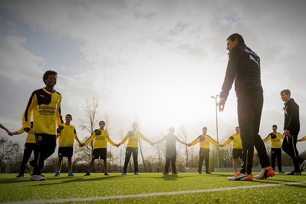 Willkommen-im-Fussball-Projekt-600×400 Willkommen-im-Fussball-Projekt-600×400